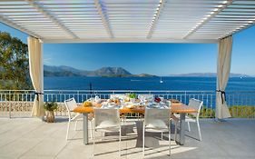 Kavos House